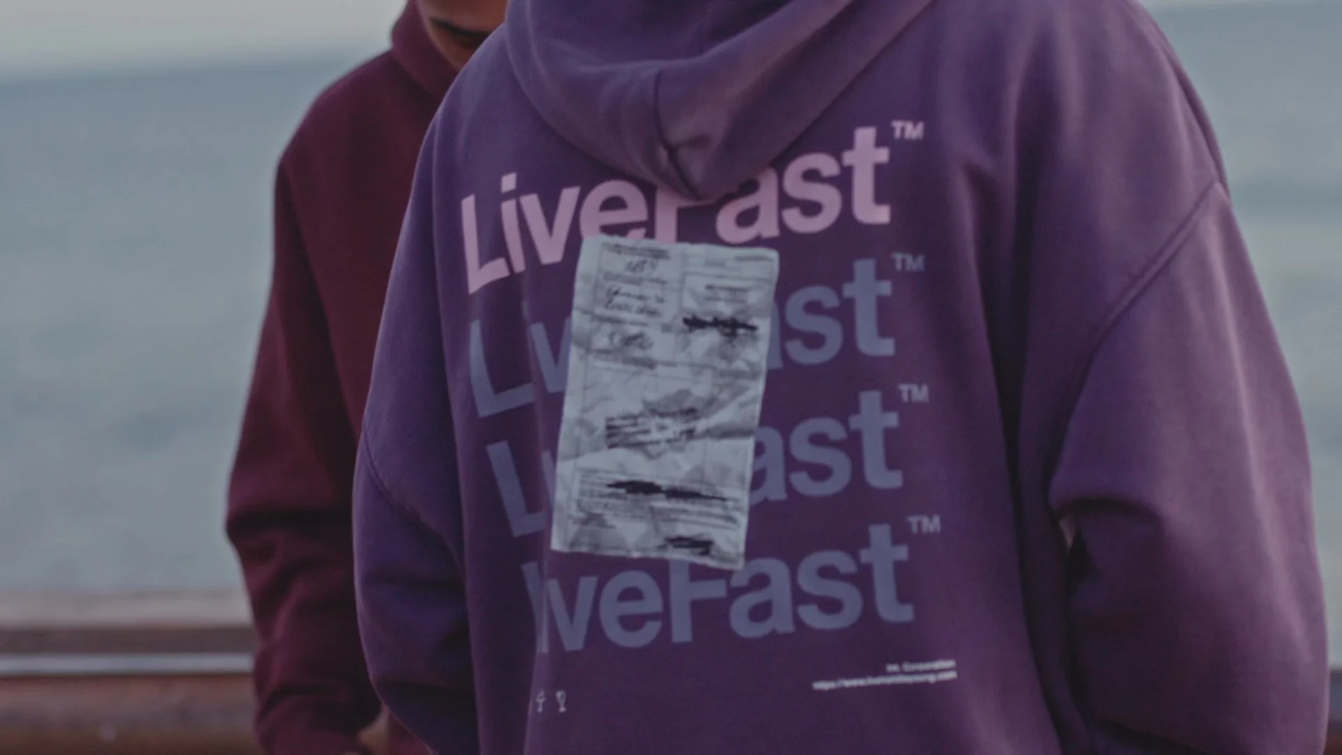 Grenzenlose Streetwear für Rebellen